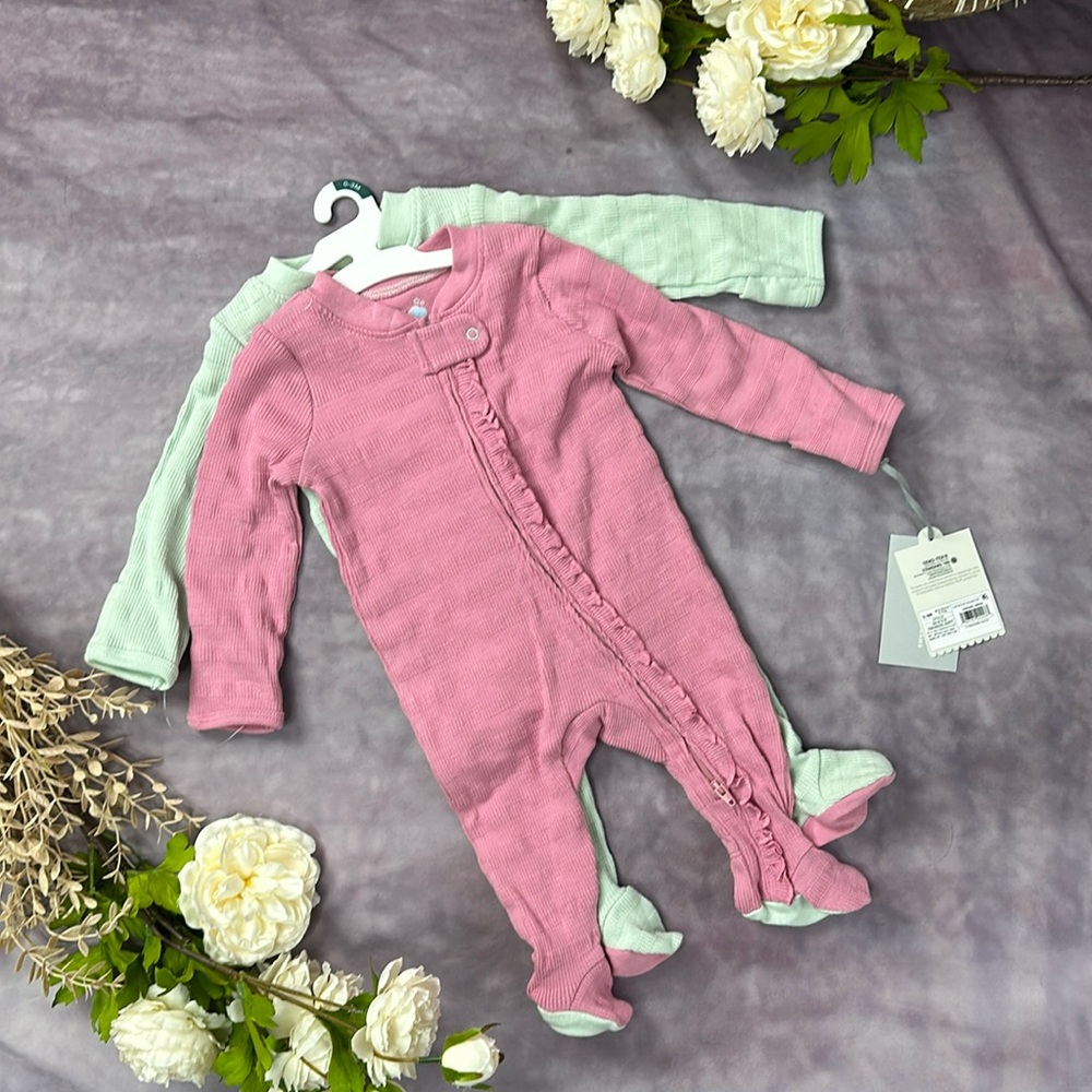 NWT Cloud Island 2-Pk Footies 0-3m PINK AND GREEN // BOTTOM zip